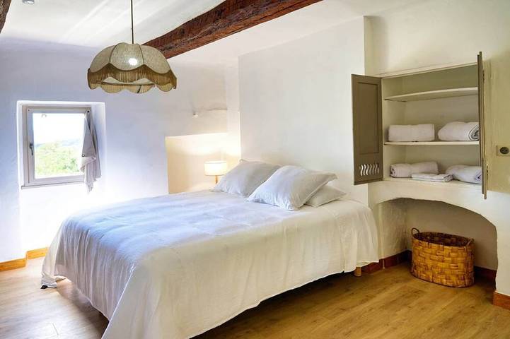 Location de vacances pour 27 personnes, avec jardin à Châteauneuf-Val-Saint-Donat - 4