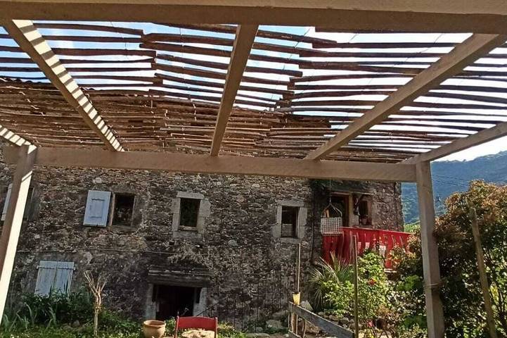 Agriturismo pour 6 personnes, avec Jacuzzi ainsi que Terrasse et Jardin