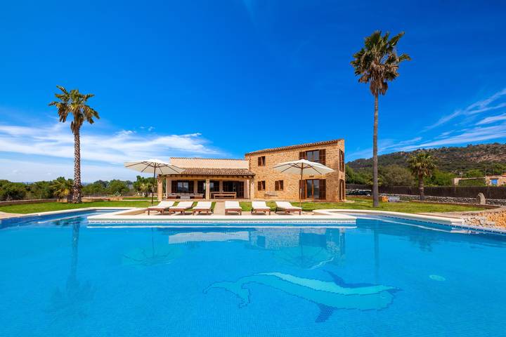 Finca mit Hund für 6 Personen, mit Garten in Capdepera