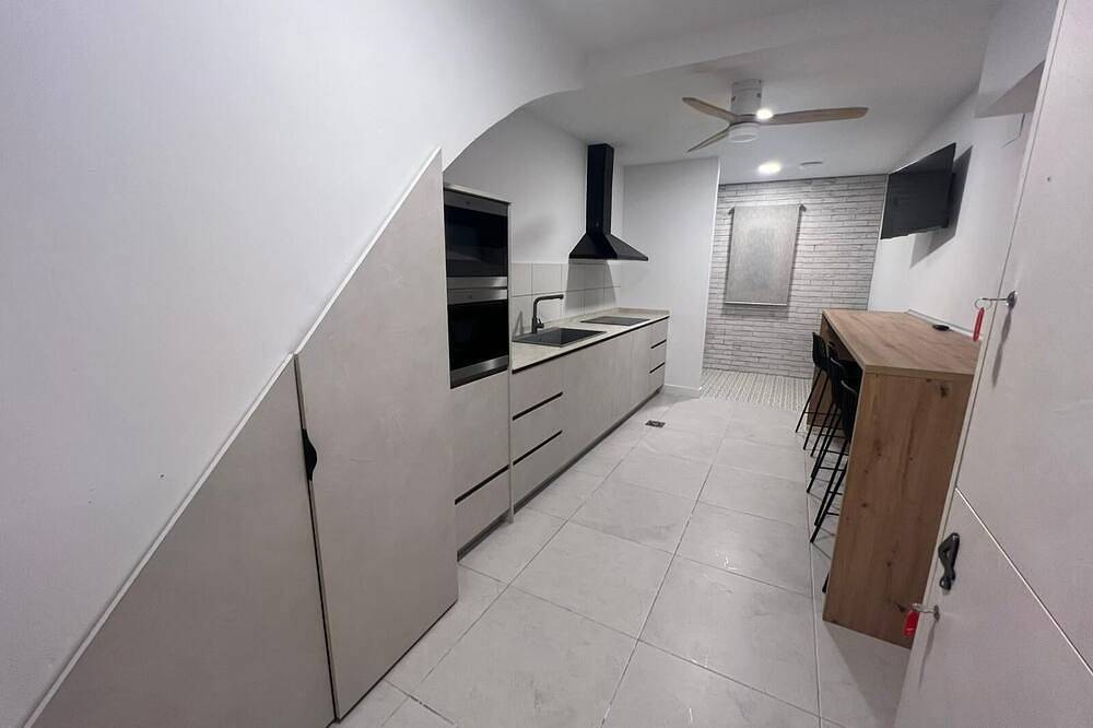 Sant Marti Bed 3 in Central Lloret de Mar, Lloret de Mar