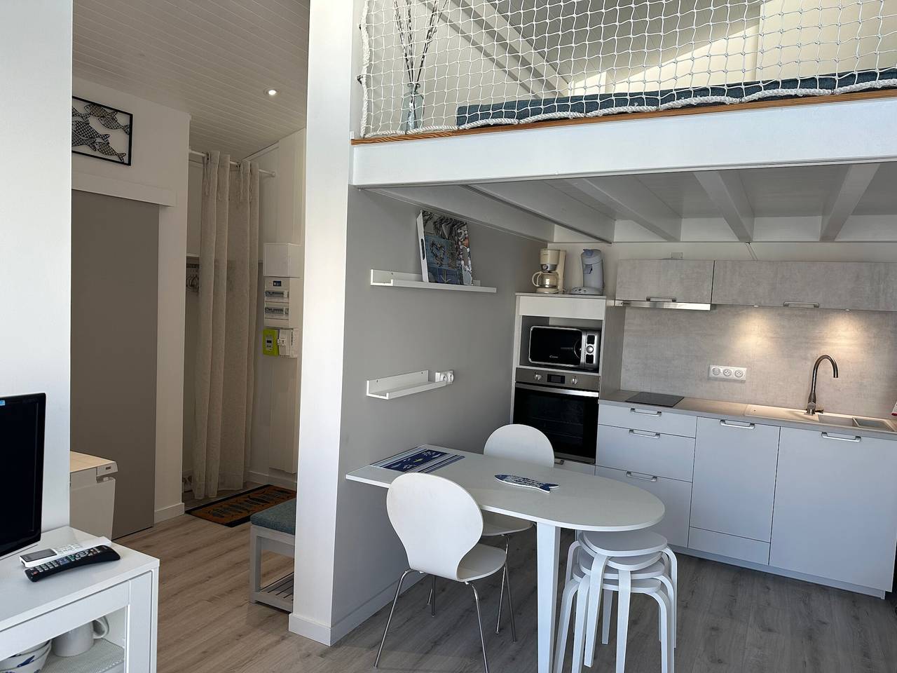 Ganze Wohnung, Charmante Ferienwohnung in Strandnähe mit Parkblick und privatem Parkplatz in Seignosse Océan, Seignosse
