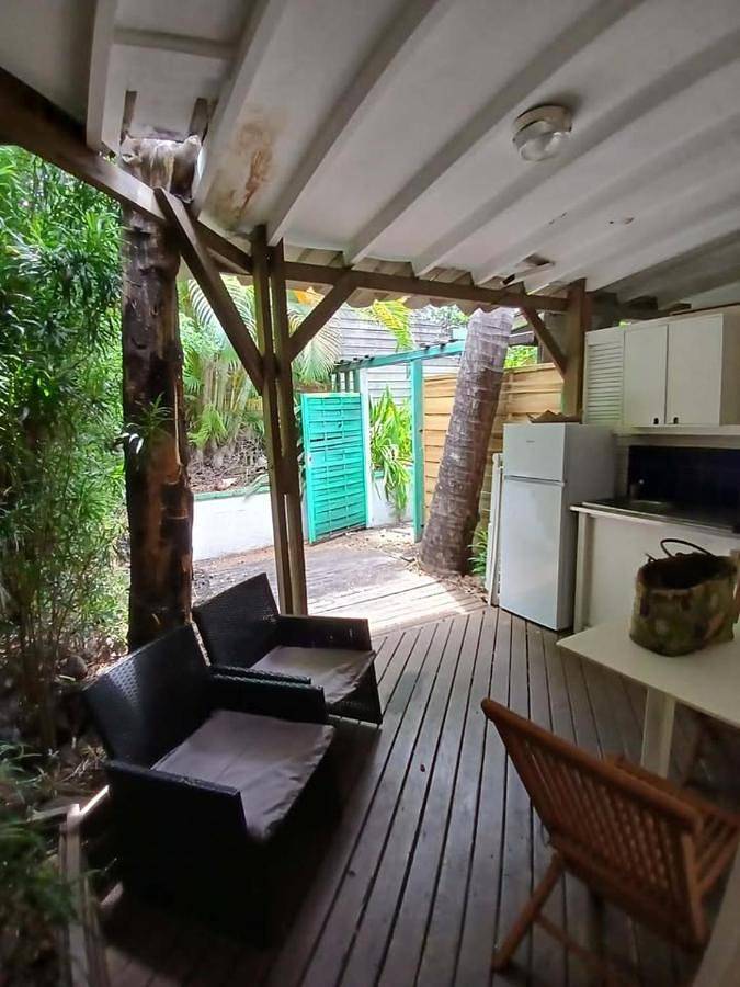 Gîte pour 2 personnes, avec jardin, animaux acceptés dans Port de Saint-Gilles les Bains