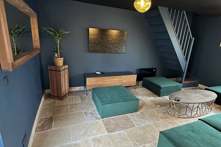 Ferienhaus für 12 Personen, mit Whirlpool und Terrasse - 1