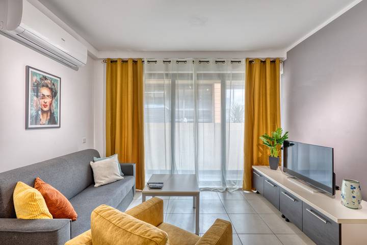 Apartment for 4 people, with Balcony in San Giljan