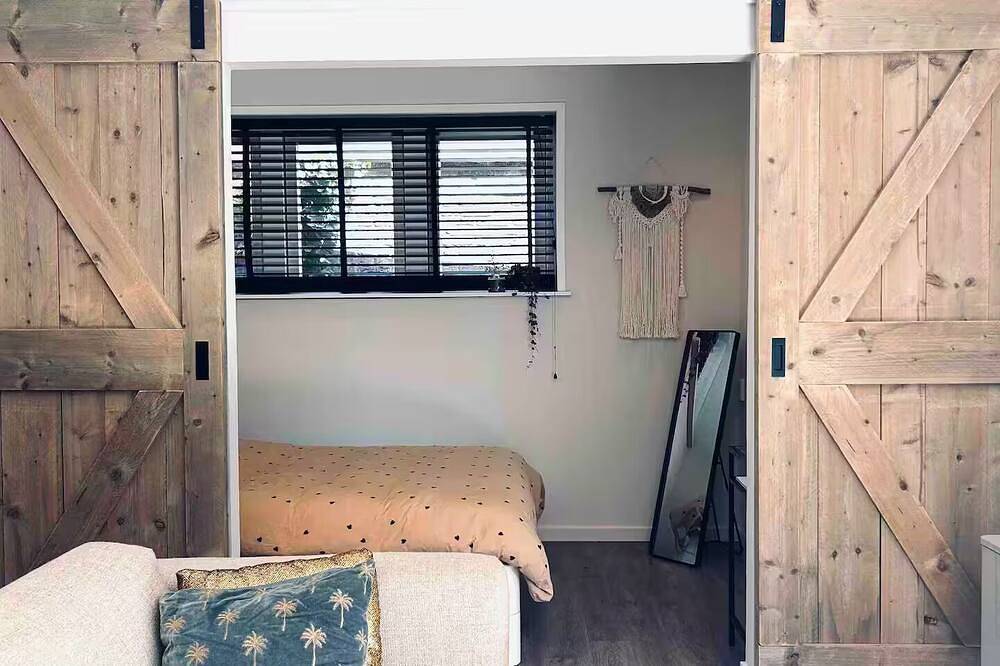 Ganze Wohnung, Modern studio with privacy - The Banks Lodge in Noord-Holland - Nordseeküste