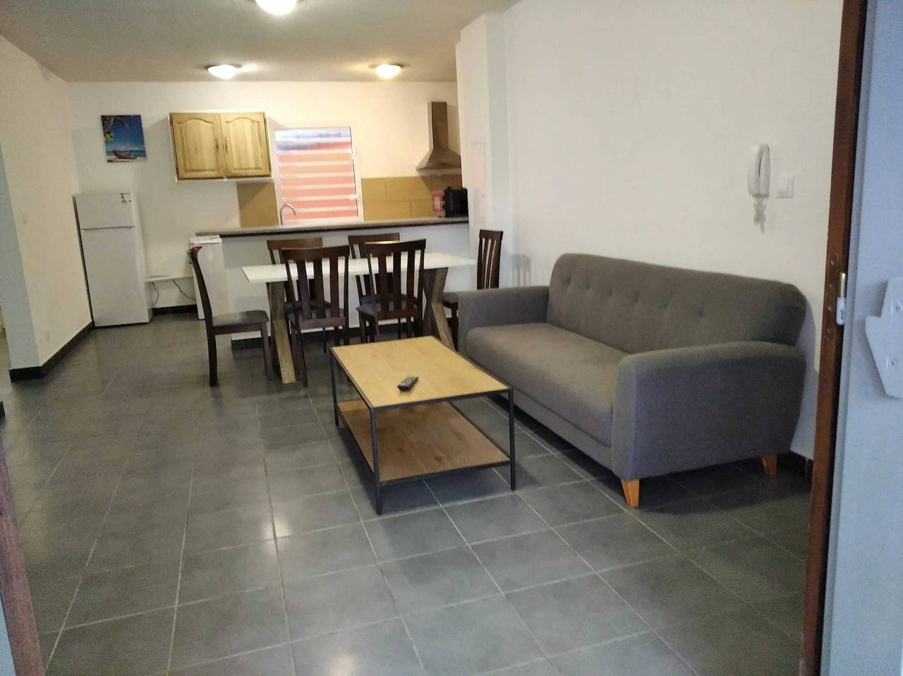 Ganze Wohnung, Gemütliches Apartment in Sainte Suzanne - 70 qm - Balkon in Sainte-Suzanne, La Réunion
