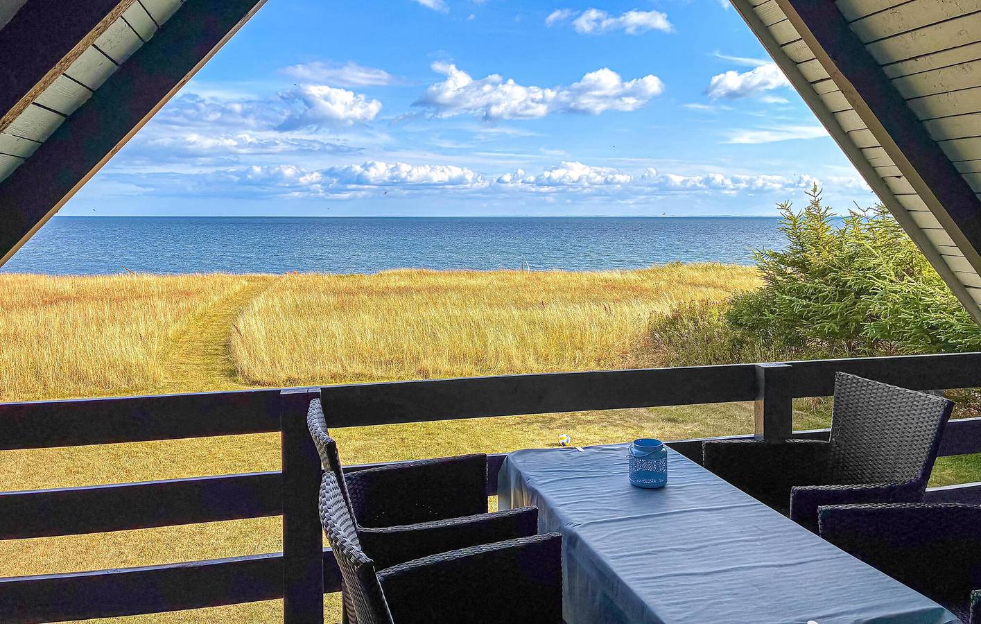 Ferienhaus für 4 Personen mit Terrasse in Årø, Hadersleben