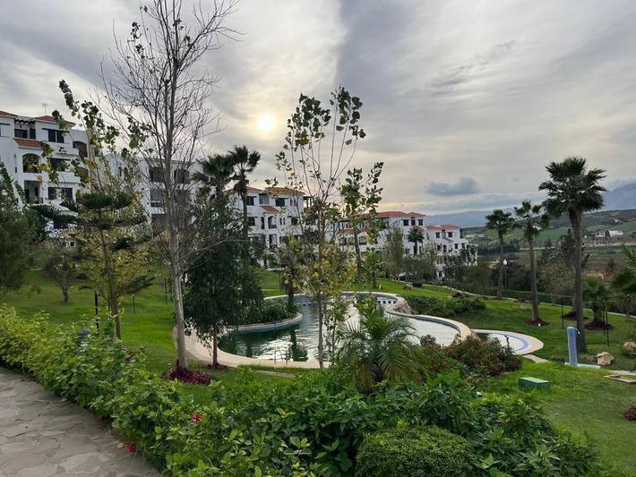 Gîte pour 8 personnes, avec piscine et jardin ainsi que bassin pour enfant et jacuzzi, adapté aux familles à M'diq - 3