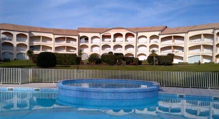Gîte pour 4 personnes, avec piscine et terrasse dans Moliets-Plage