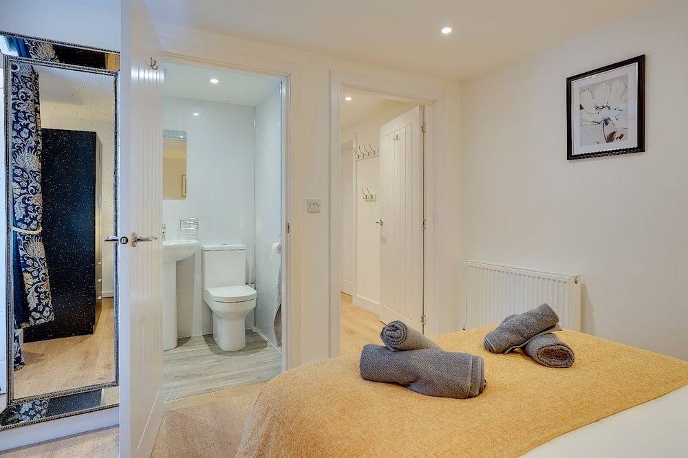 Harrow Bank Cottage Family and Pet Friendly Coastal Escape in Tweedmouth in Tweedmouth, Northumberland