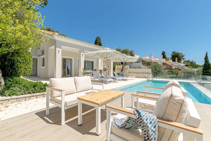 Villa mit pool für 4 Personen, mit Pool und Meerblick sowie Garten auf Korfu - 2
