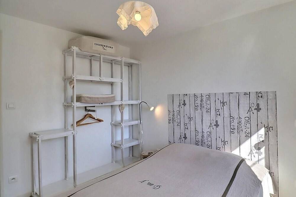 Flamboyant - Saint-Coulomb in Saint-Coulomb, Mont-Saint-Michel-Bucht