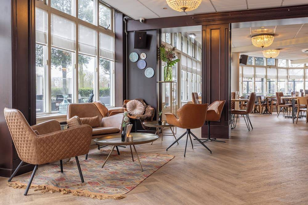 Tranquil Retreat with Free Parking, Breakfast & Walking/Cycling Routes in Middelburg, Walcheren