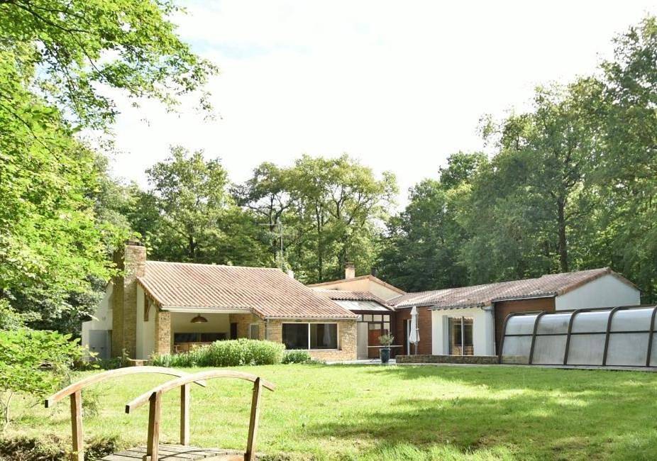 Villa in Yzernay, Région de Cholet