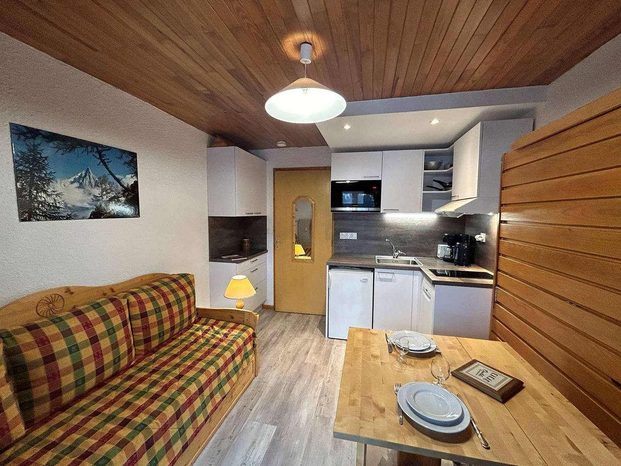 Ganze Wohnung, Résidence les Merisiers - Studio für 2 Personen (A08) in Les Allues, Les Trois Vallées