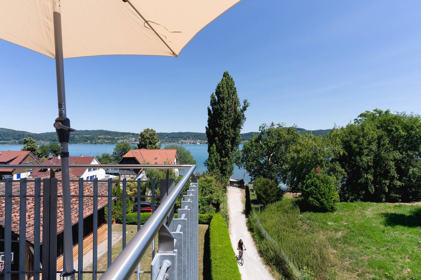 Apartamento entero, Apartamento 'Ferienwohnung 2 D G' con vistas al lago, balcón y Wi-Fi in Bodman-Ludwigshafen, Obersee (Bodensee)