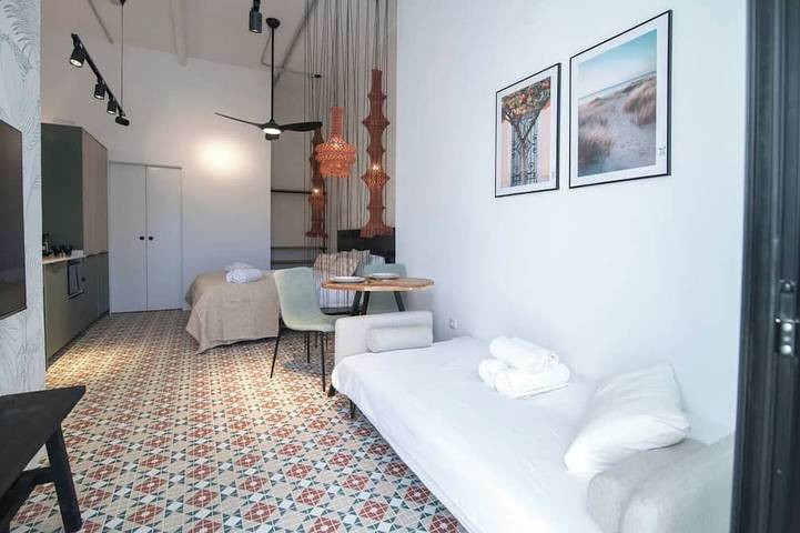 Apartamento entero, Cómodo Estudio en Valencia in l'Olivereta, Valencia