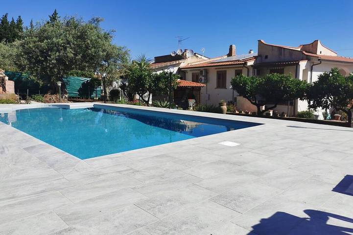 Villa pour 8 personnes, avec jardin et piscine - 1