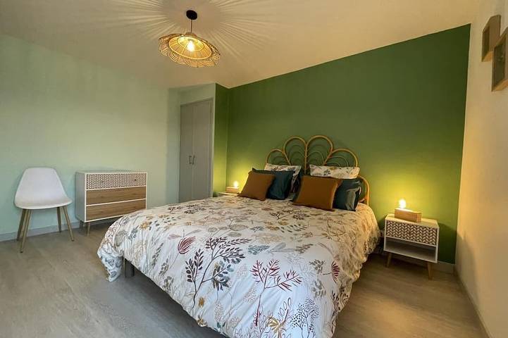 Location de vacances pour 5 personnes, avec jardin à Hélette - 2