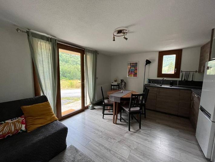 Appartement de vacances pour 4 personnes, avec Terrasse ainsi que Jardin et Vue