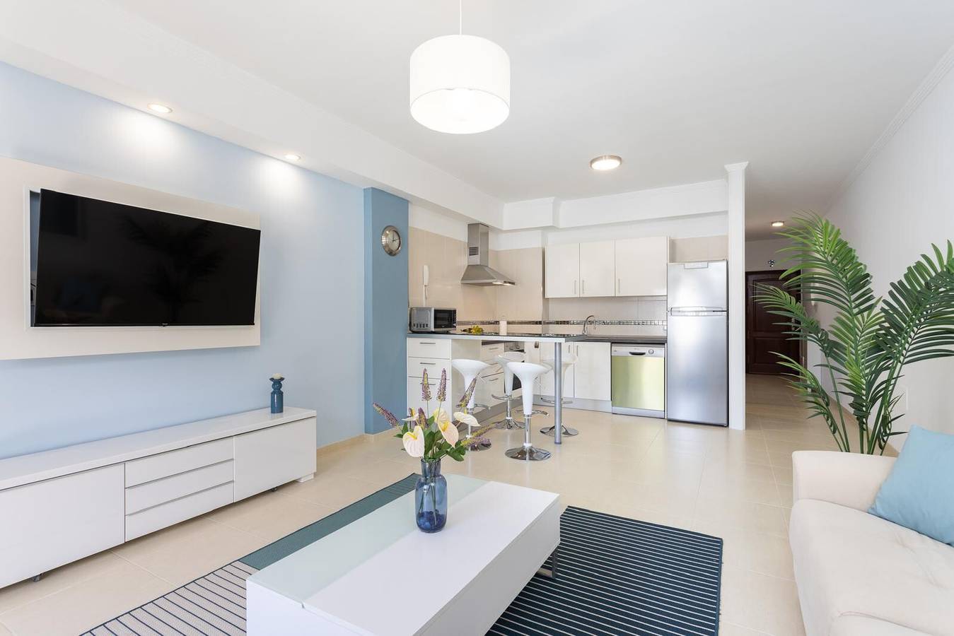 Appartement entier, Appartement 'Brisa - Armonía Park, Bajamar' avec vue sur la montagne, Wi-Fi et climatisation in Bajamar, San Cristóbal de La Laguna