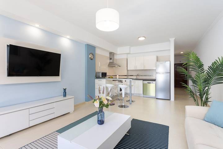 Apartamento entero, Apartamento  'Brisa - Armonía Park, Bajamar' con Vista a la Montaña, Wi-Fi y Aire Acondicionado in Bajamar , San Cristóbal de La Laguna