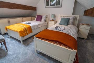 Glamping for 6 People in Nuthall, Nottinghamshire, Photo 4