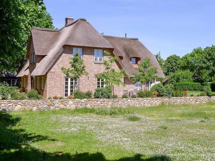Ferienhaus für 6 Personen, mit Terrasse und Garten sowie Sauna - 1