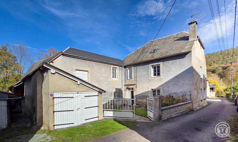 Gîte pour 6 personnes, avec jardin à Hèches - 4