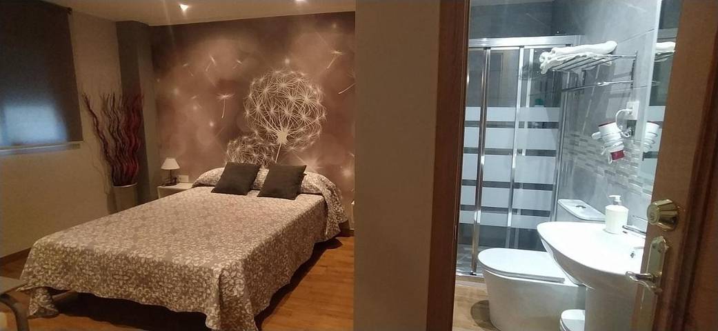 Pension voor 3 personen, met whirlpool in Valencia