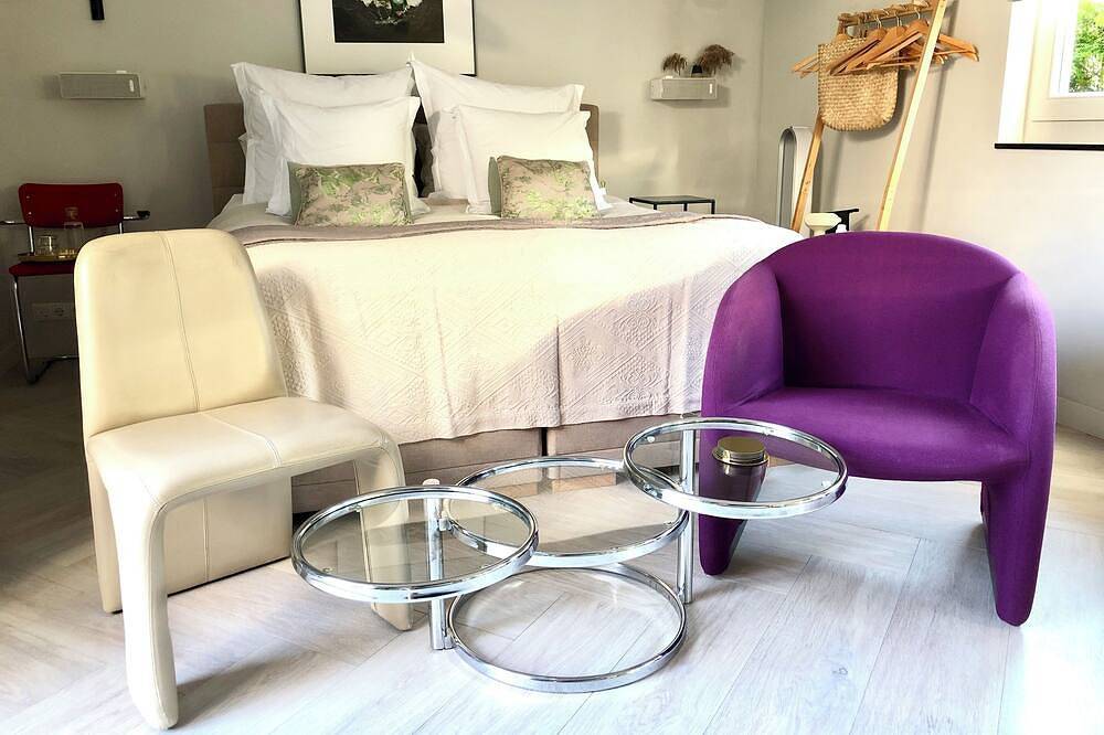 Ganze Wohnung, The Gentle Arch, Real comfort, easy access. Close to Schiphol Airport. in Aalsmeer, Nordholland