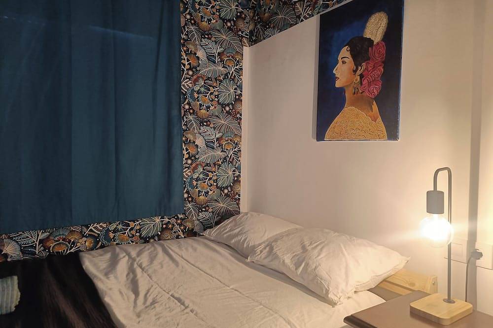 2 habitaciones, terraza privada y soleada, minutos del centro histórico in Jerez de la Frontera, Costa de la Luz