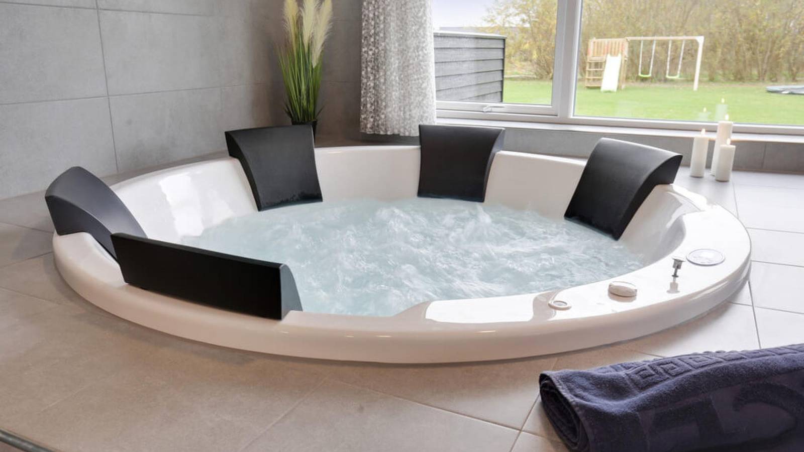 20-person pool house, Marielyst. Book No. 469 at Villavilla in Swedish Baltic Sea