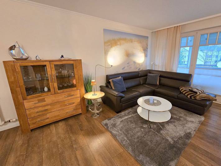 Ferienwohnung für 4 Personen, mit Balkon und Garten in Binz - 2