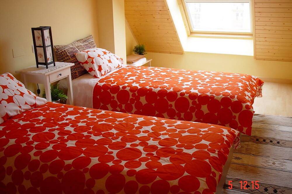 Appartement entier, Casa Amapola - Poppy House duplex avec piscine à la plage in Praia da Rapadoira (Foz), Foz