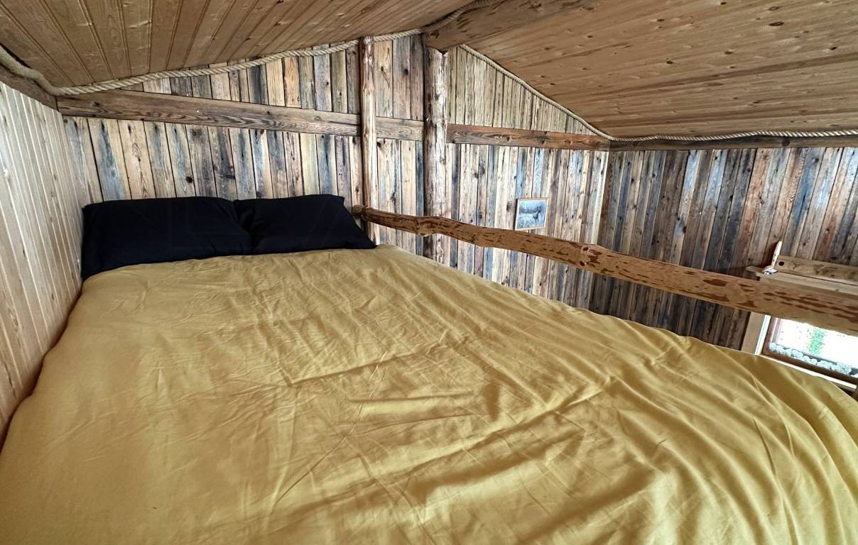 Hochgelegenes Chalet auf einer Privatinsel in Schweden in Haverö, Västernorrland