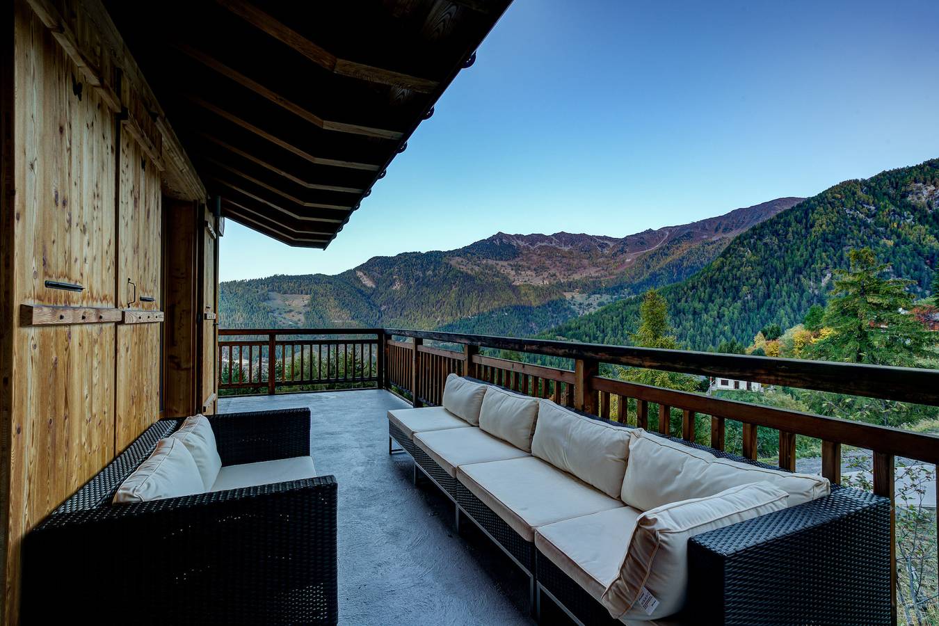 Chalet Chalet Joli in La Tzoumaz, Riddes