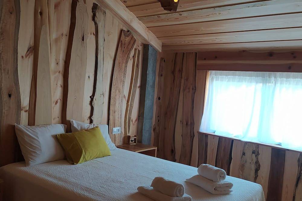 Ganze Wohnung, The experience of relaxing in a forest. Back to calm, to you, to peace. in A Guarda, Rías Baixas