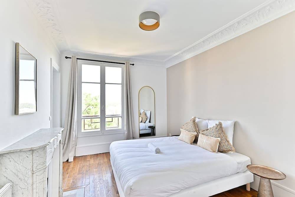 Apartamento entero, Bright apartment - Puteaux in Puteaux, Altos del Sena