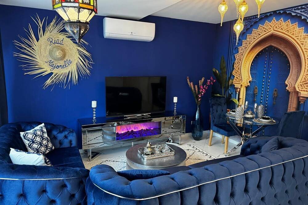 Riad Majorelle House With Jacuzzi Near Disney in Nanteuil-lès-Meaux, Sena y Marne