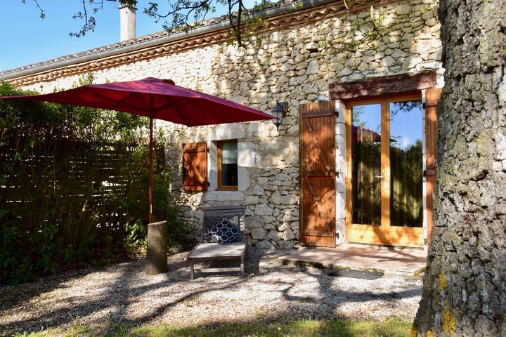 Gîte pour 5 personnes, avec piscine, animaux acceptés à Monflanquin
