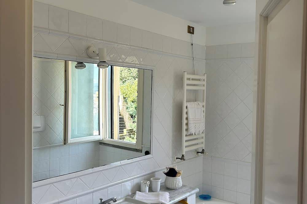 Apartamento entero, Esclusivo appartamento con ampio solarium vista mare a due passi dalla spiaggia! in Castiglione della Pescaia, Provincia de Grosseto