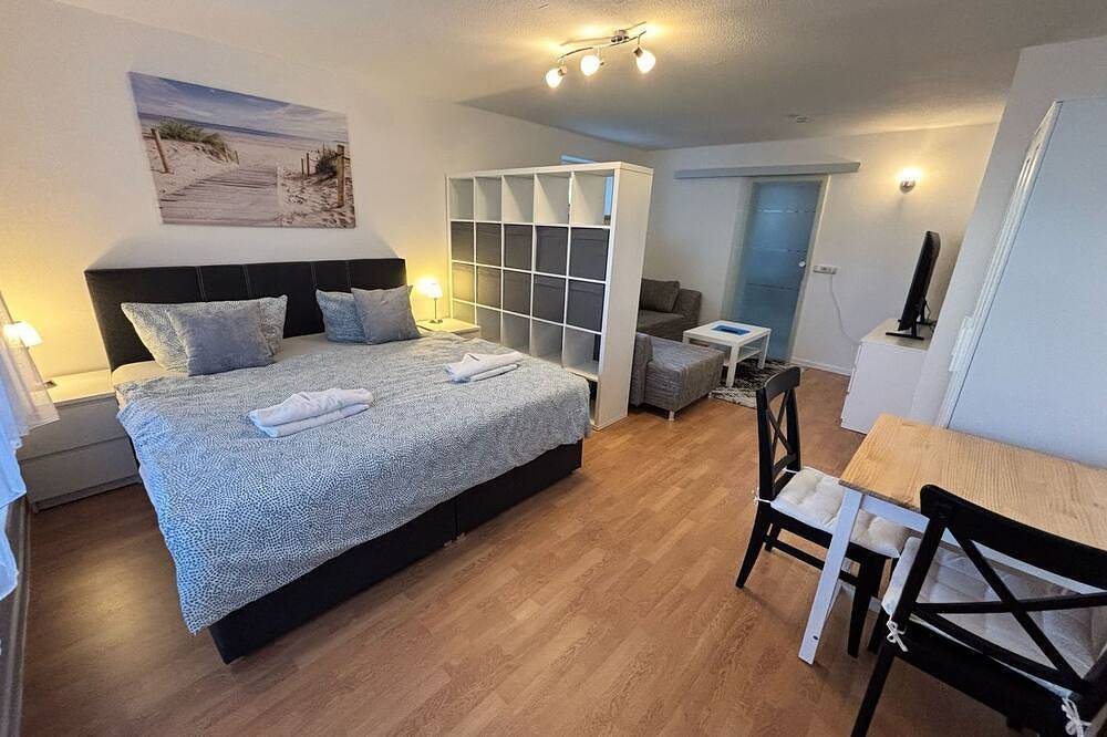 Entire apartment, Haus Ostseesprung - Apartment Valentina on the ground floor with terrace and shared garden - in Bad Doberan (City), Bad Doberan