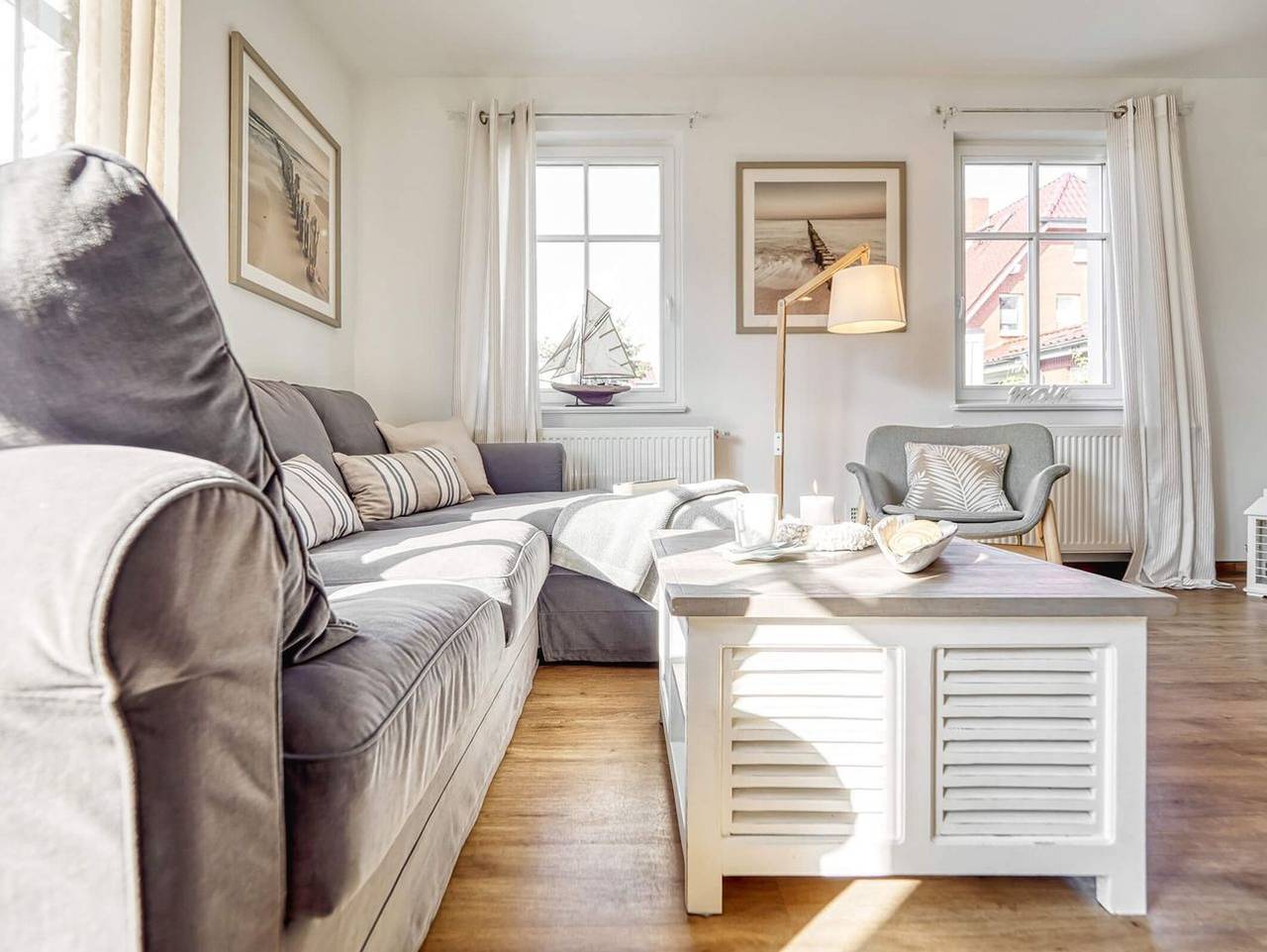 Schulstrasse 28 "Haus Helle Brise" - ruhig und zentrale gelegene komfortable Haushälfte in Zingst, Fischland - Darß - Zingst