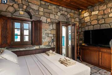 Villa for 2 People in Milos, Cyclades, Photo 4
