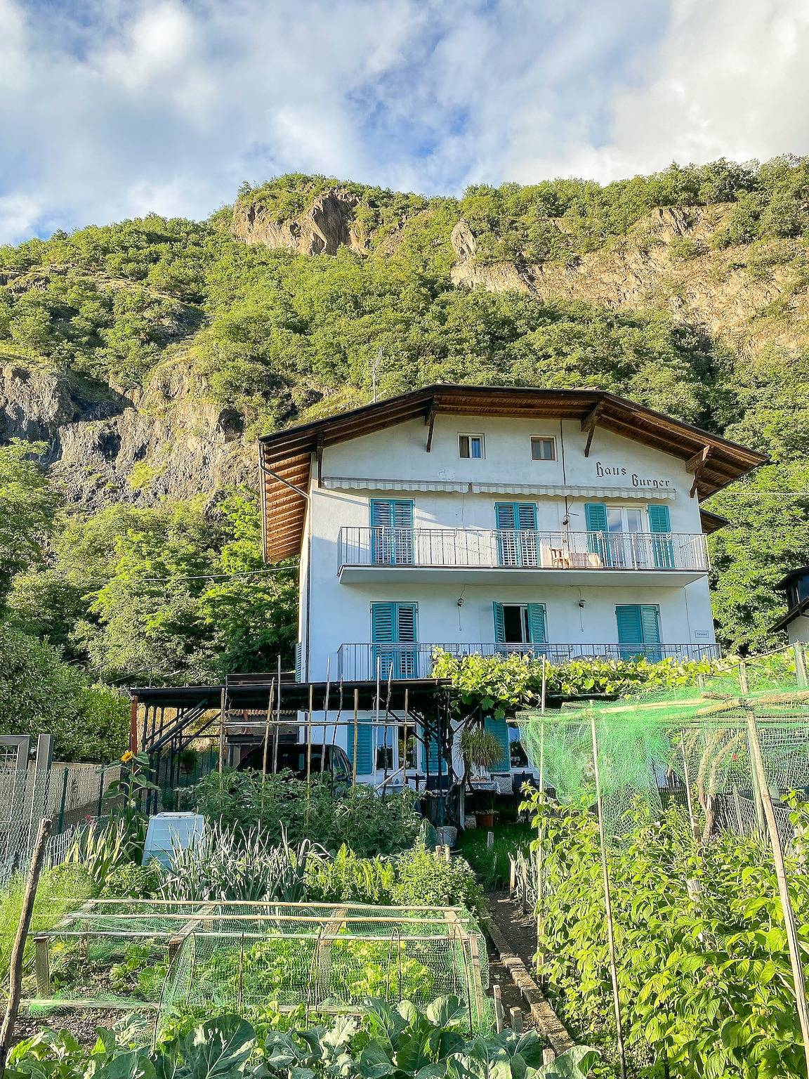 Zimmer 'Haus Burger Vilpian 3' mit Bergblick, Balkon und Wi-Fi in Terlan, Sarntaler Alpen