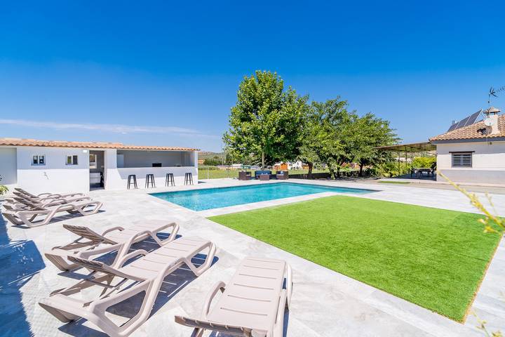 Finca für 8 Personen, mit Terrasse und Garten - 1