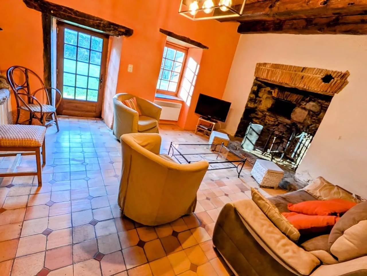 Gîte de France 8 personnes in Champagnac-la-Rivière, Parc naturel régional Périgord-Limousin
