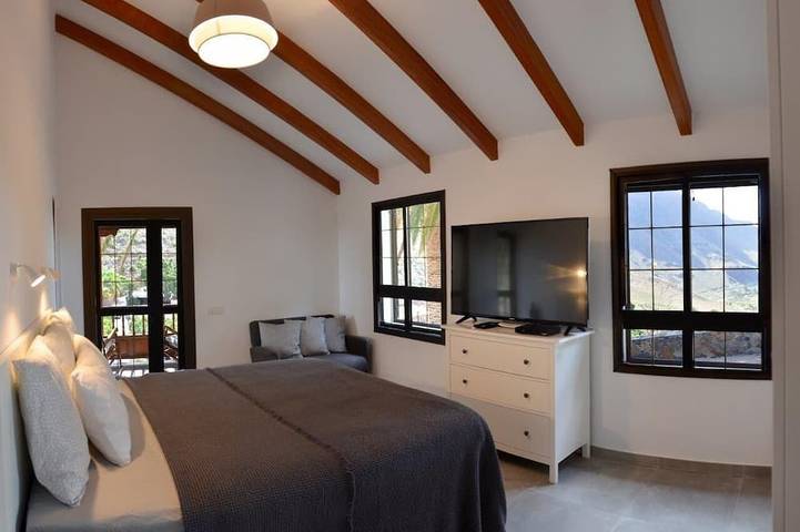 Villa Fataga - Unique villa with heated pool in Paisaje Protegido de Fataga, San Bartolomé de Tirajana