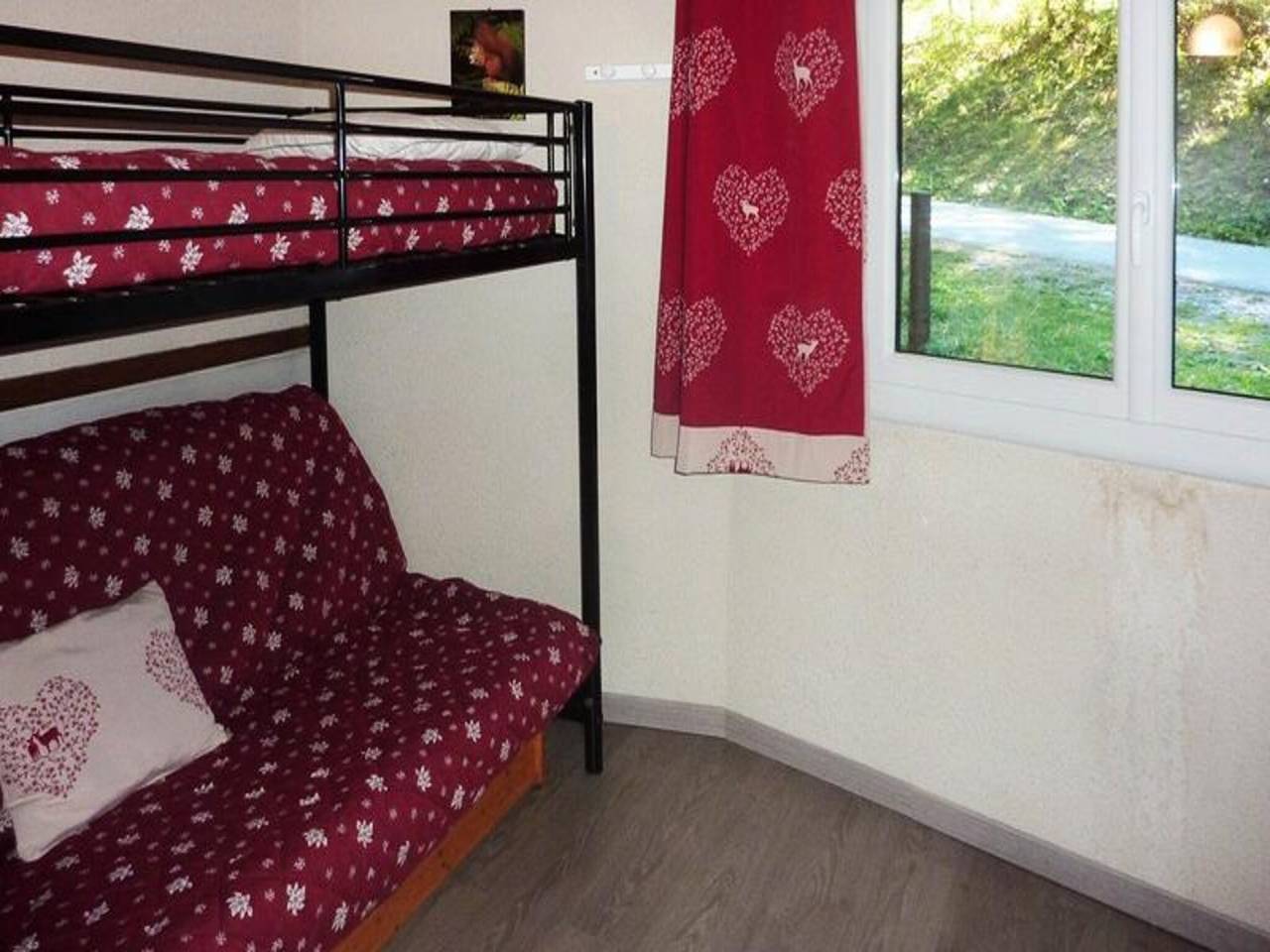 Ολόκληρο το διαμέρισμα, Apartment in Prébois with Forest Views in Les Orres, Écrins National Park